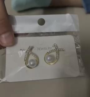 Aristoe Aveline Pearl X Earrings