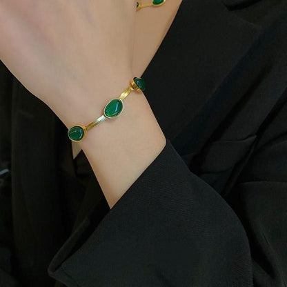 Celestia Verde Glow Jewelry Set