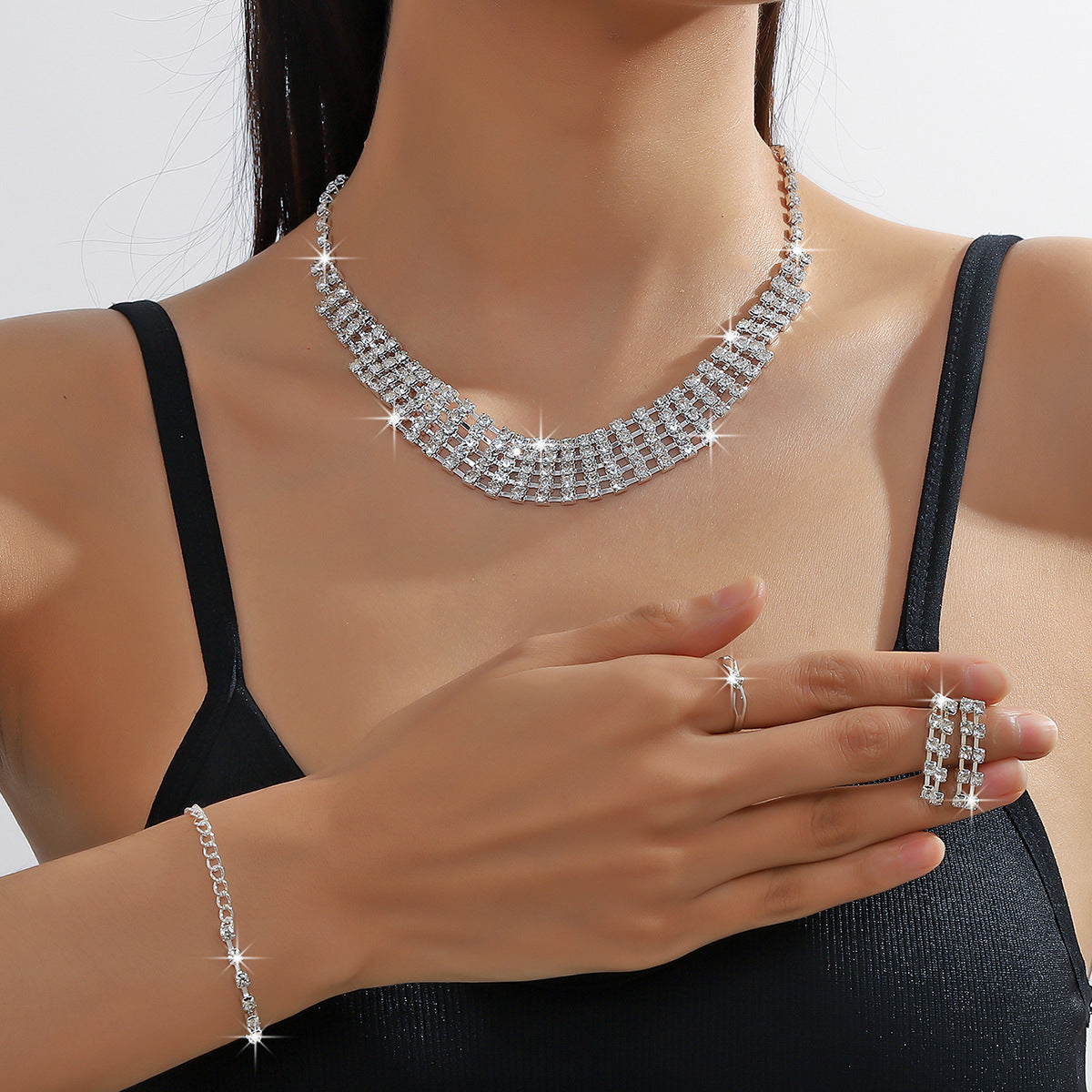 The Claw Luxe Ensemble