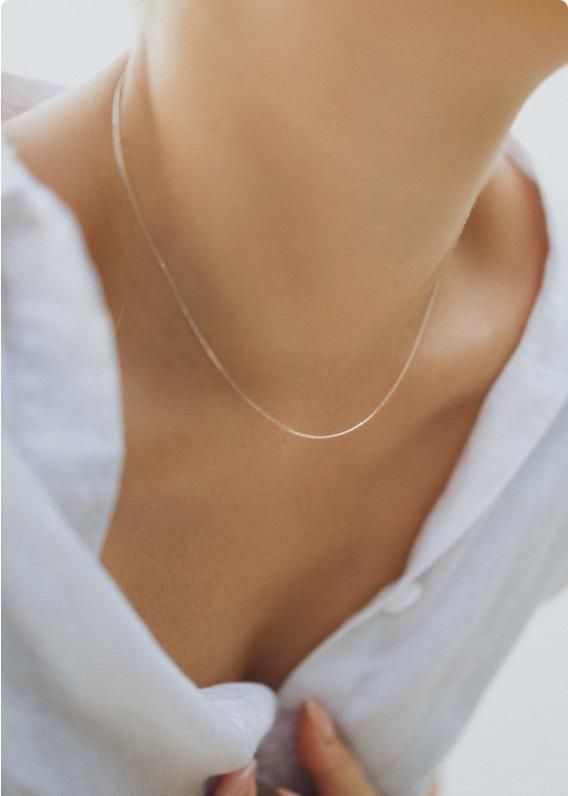 Radiant Layers Sleek Necklace