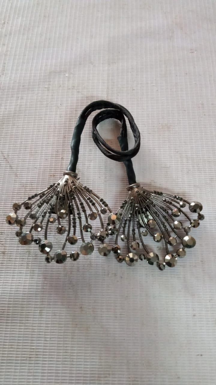 Dazzle Bead Hair Clip for Stylish Buns
