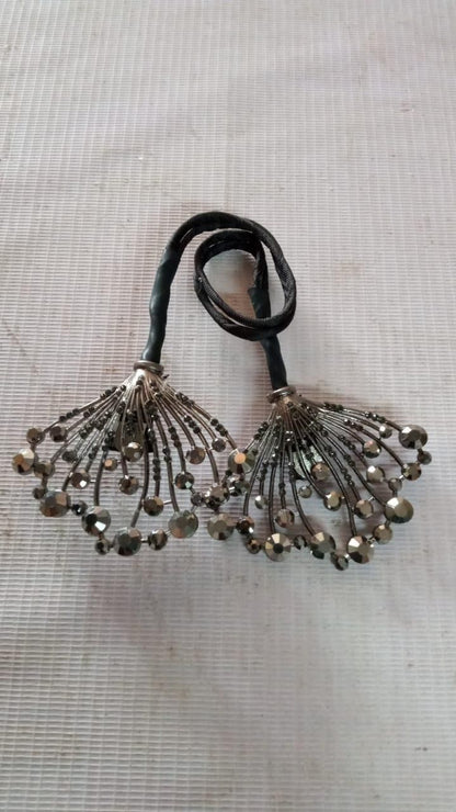 Dazzle Bead Hair Clip for Stylish Buns