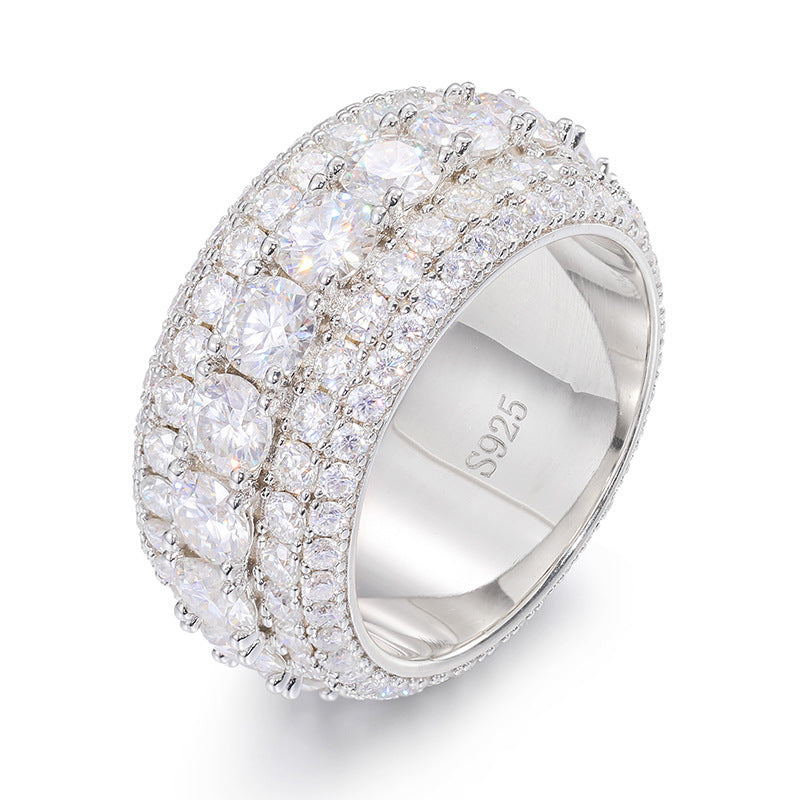 Lustra Moissanite Luxe Band