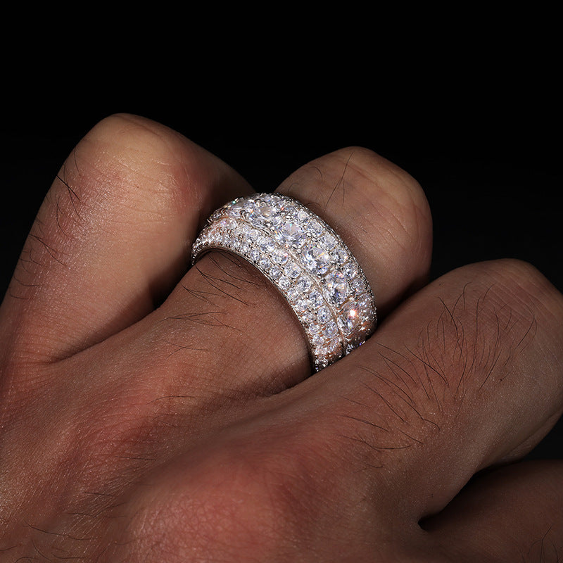 Lustra Moissanite Luxe Band