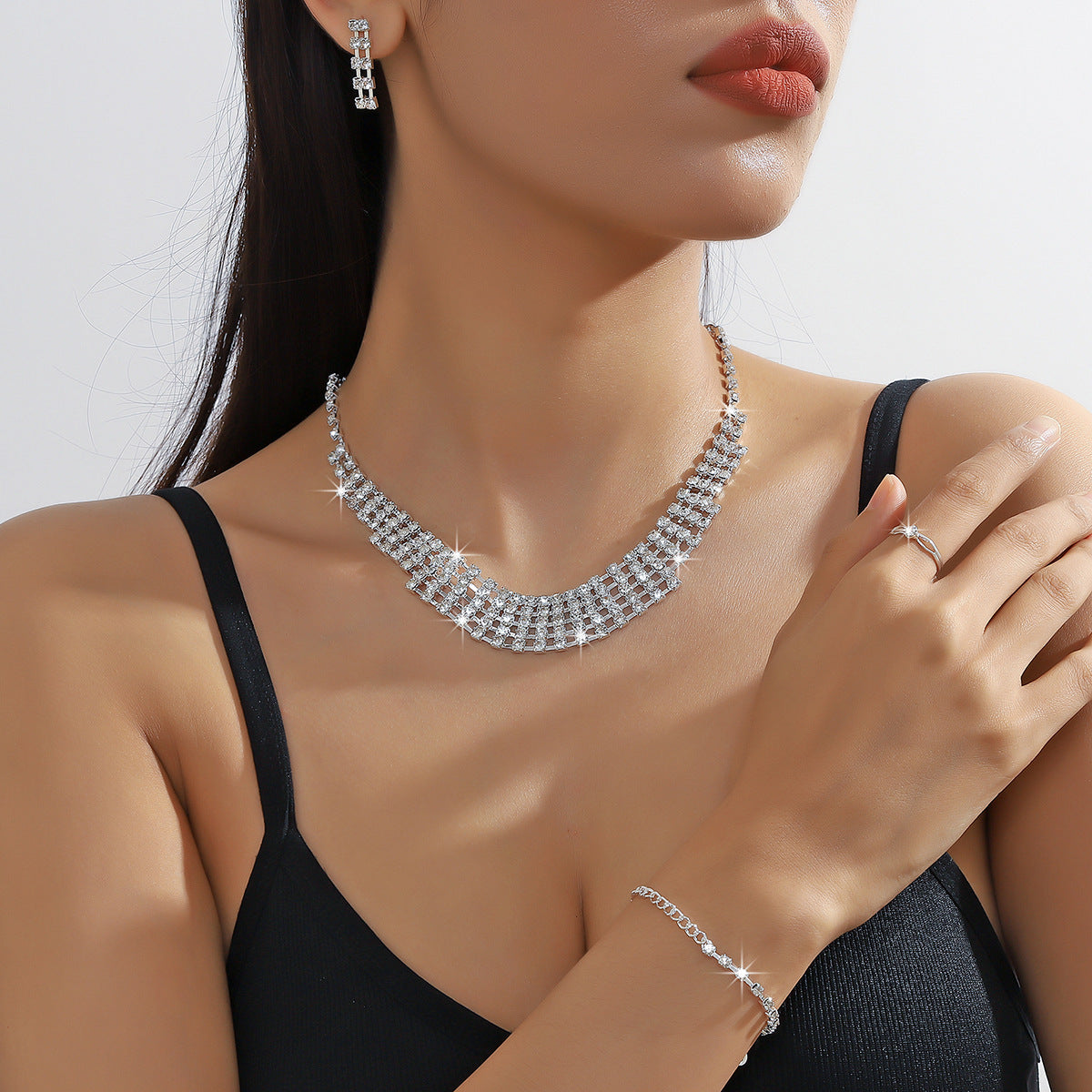 The Claw Luxe Ensemble